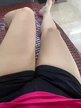 Luzizi- webcams show profile image 