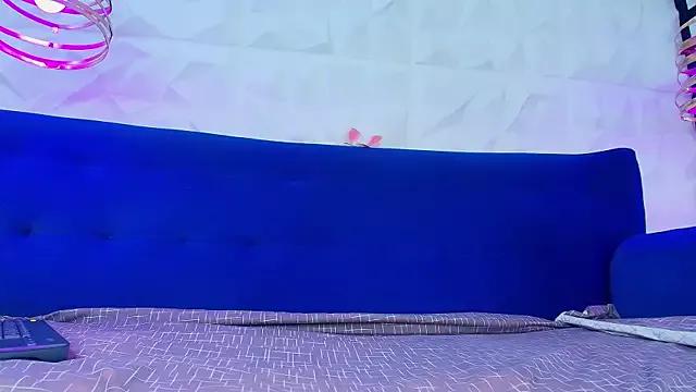 ly_lulu from StripChat