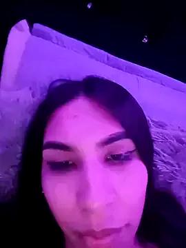 Lyaa_Cute from StripChat