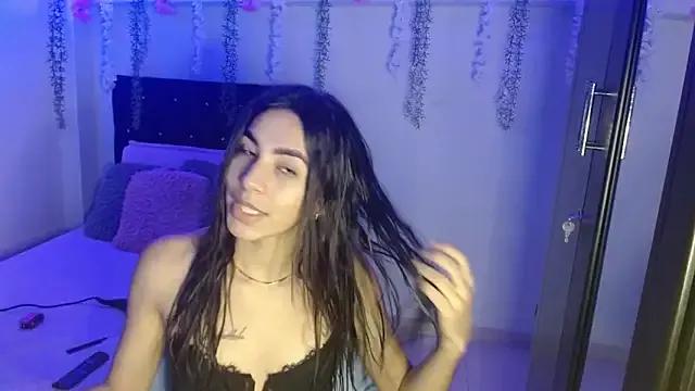 Lyaa_Cute from StripChat