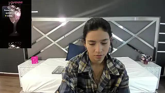 LyaScott from StripChat is Freechat