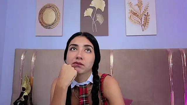 Lyl_Cristal from StripChat