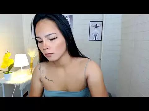 LylianaGirlx from StripChat
