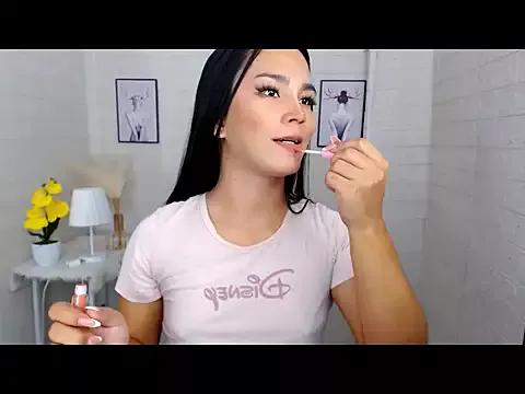 LylianaGirlx from StripChat