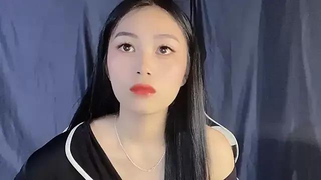 Lyly4757 webcams show profile image 
