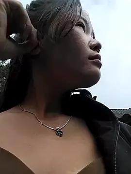 lylylove from StripChat