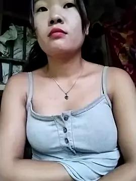 lylylove from StripChat