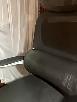 Lynnie435 from StripChat