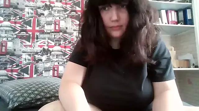 Lynylou from StripChat