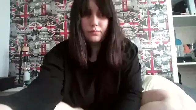 Lynylou from StripChat