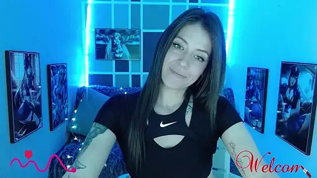 Discover our girls online shows and discover the company of countless livestreamers, with stunning shapes, sex toys and more.
