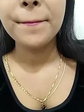 Photos of Maahhii_2 from StripChat is Group