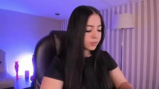 Maaiitee from StripChat