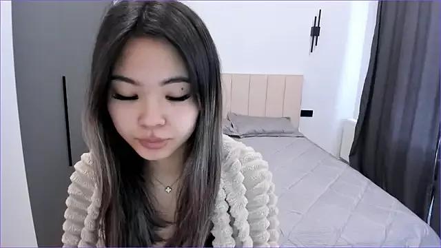 Maakimita from StripChat is Freechat