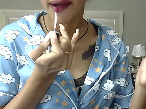 MAAYRA_09 webcams show profile image 