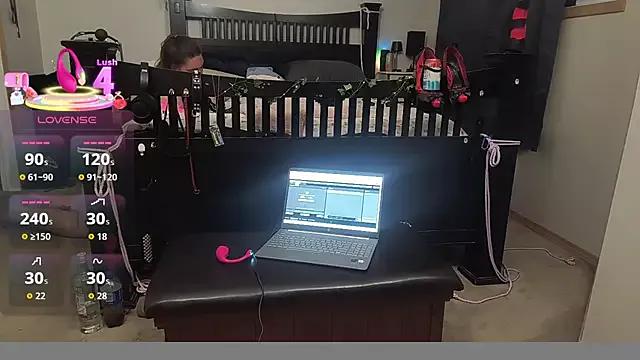 MacabreCouple from StripChat