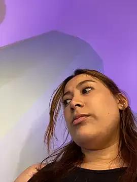 MacarenaRosse from StripChat is Freechat