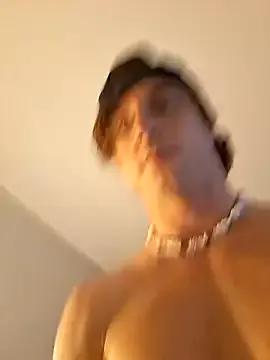 Machinecumandy webcams show profile image 