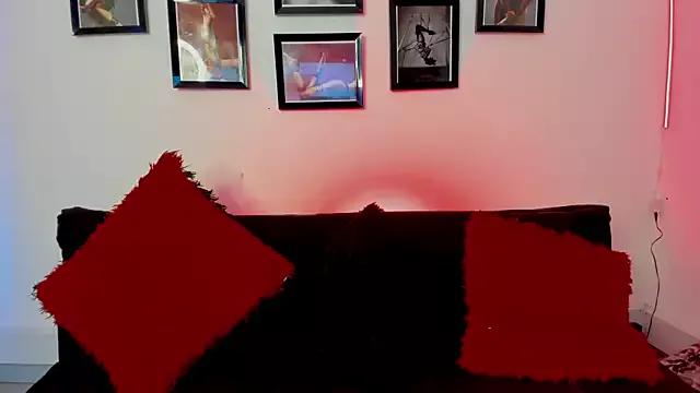 MadameLilith_cg from StripChat is Freechat