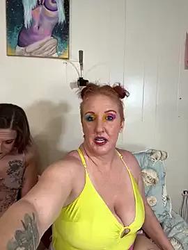 MadamMoonGoddess from StripChat