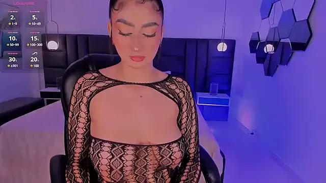 MaddisonLowe from StripChat