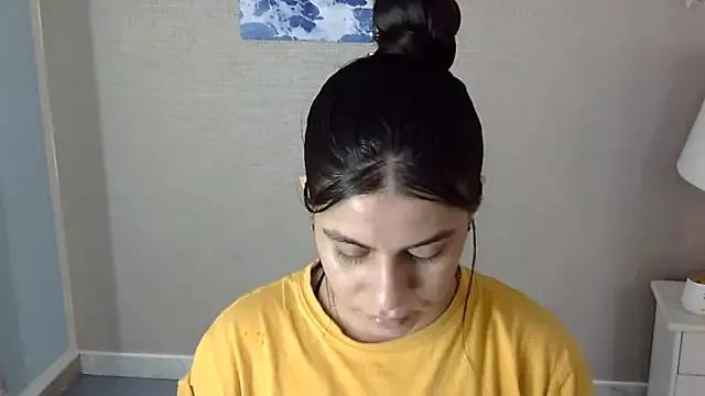 maddissonivanova from StripChat