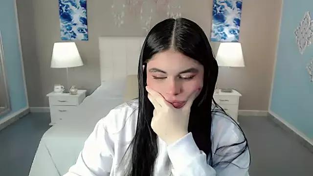 maddissonivanova from StripChat