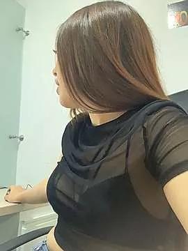 MaddyyLennon from StripChat