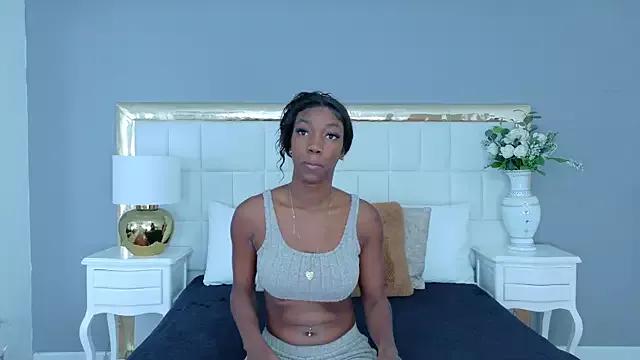 MadeleineHocker from StripChat is Freechat