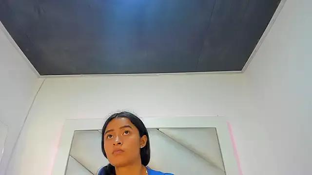 Madeline_jade from StripChat is Freechat