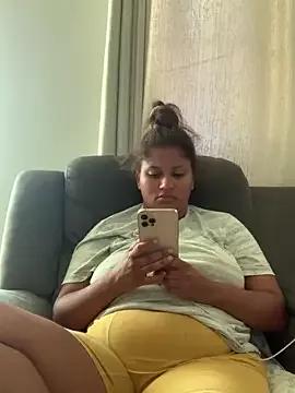 madell from StripChat is Freechat