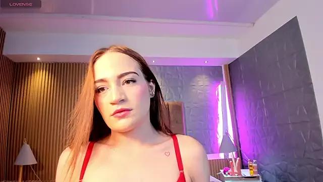 MadisonAnngel from StripChat is Freechat