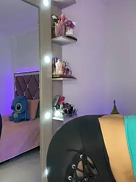Madissonlove_1 webcams show profile image 