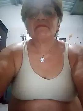 Madrastrahot69 from StripChat is Freechat