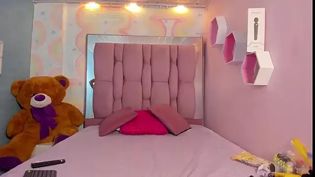 maee_angels from StripChat