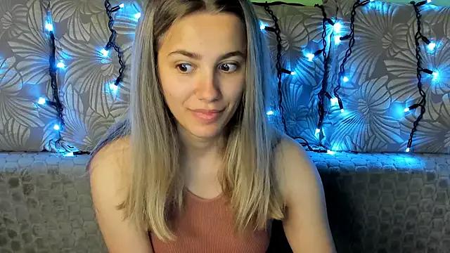 MaggieCake from StripChat