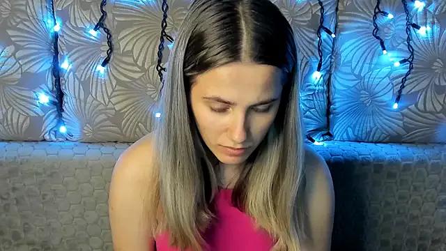 MaggieCake from StripChat