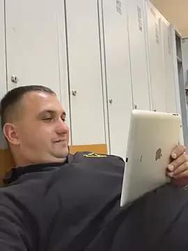 Mahrovmaxim webcams show profile image 