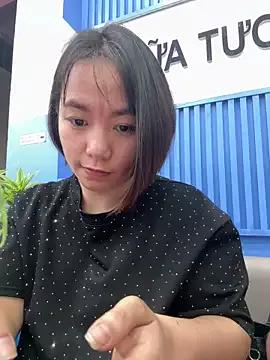 Mai2x_18 webcams show profile image 