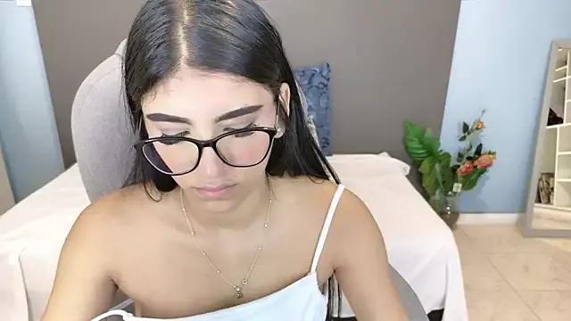 maiaa_ruiz from StripChat is Freechat