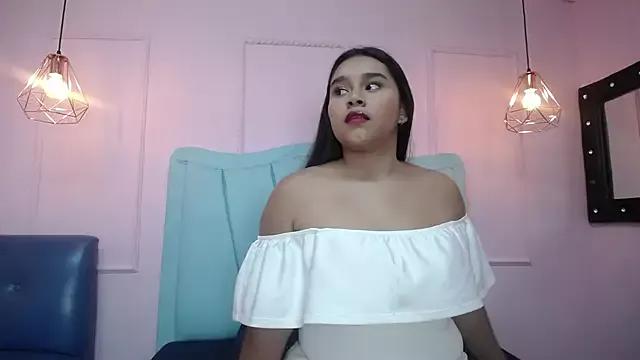 maiacurvy from StripChat