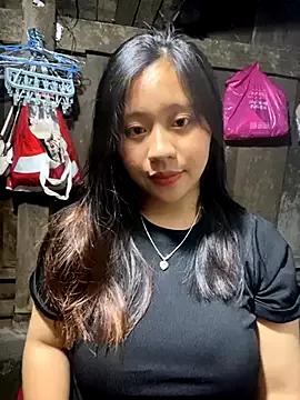 maianhcute from StripChat is Freechat