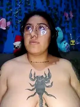 Maillyy_Gabyy from StripChat is Freechat