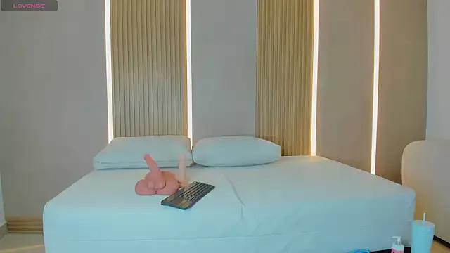 maite_gray from StripChat is Freechat