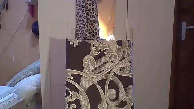 maja1917 from StripChat
