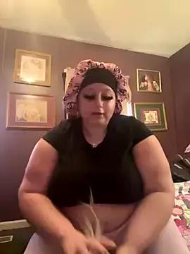 Maliyahsweets4you from StripChat is Freechat
