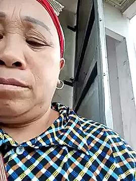 Mamapm20 from StripChat