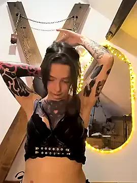 mamiedonuts from StripChat