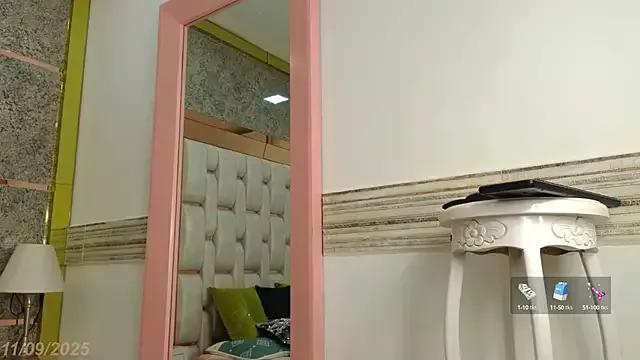 Mandy_Peaches from StripChat is Freechat