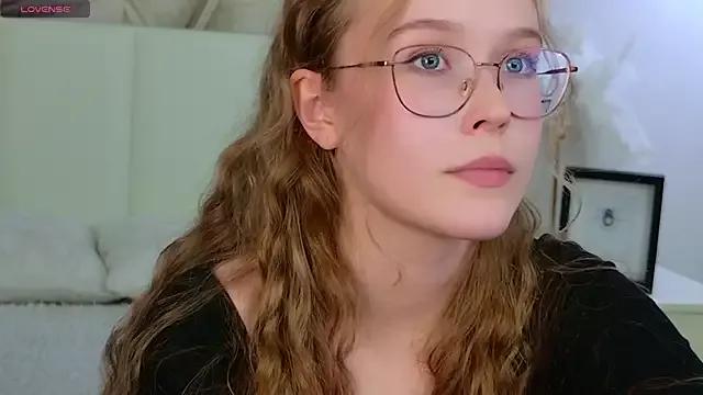 MandyMils webcams show profile image 